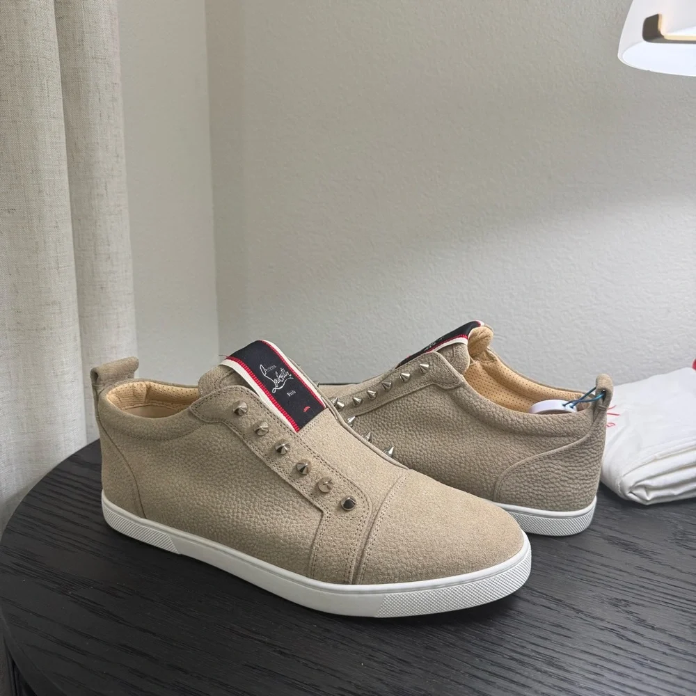 Christian Louboutin F.A.V Fique A Vontade Sneaker Tan 42 - Picture 2 of 10